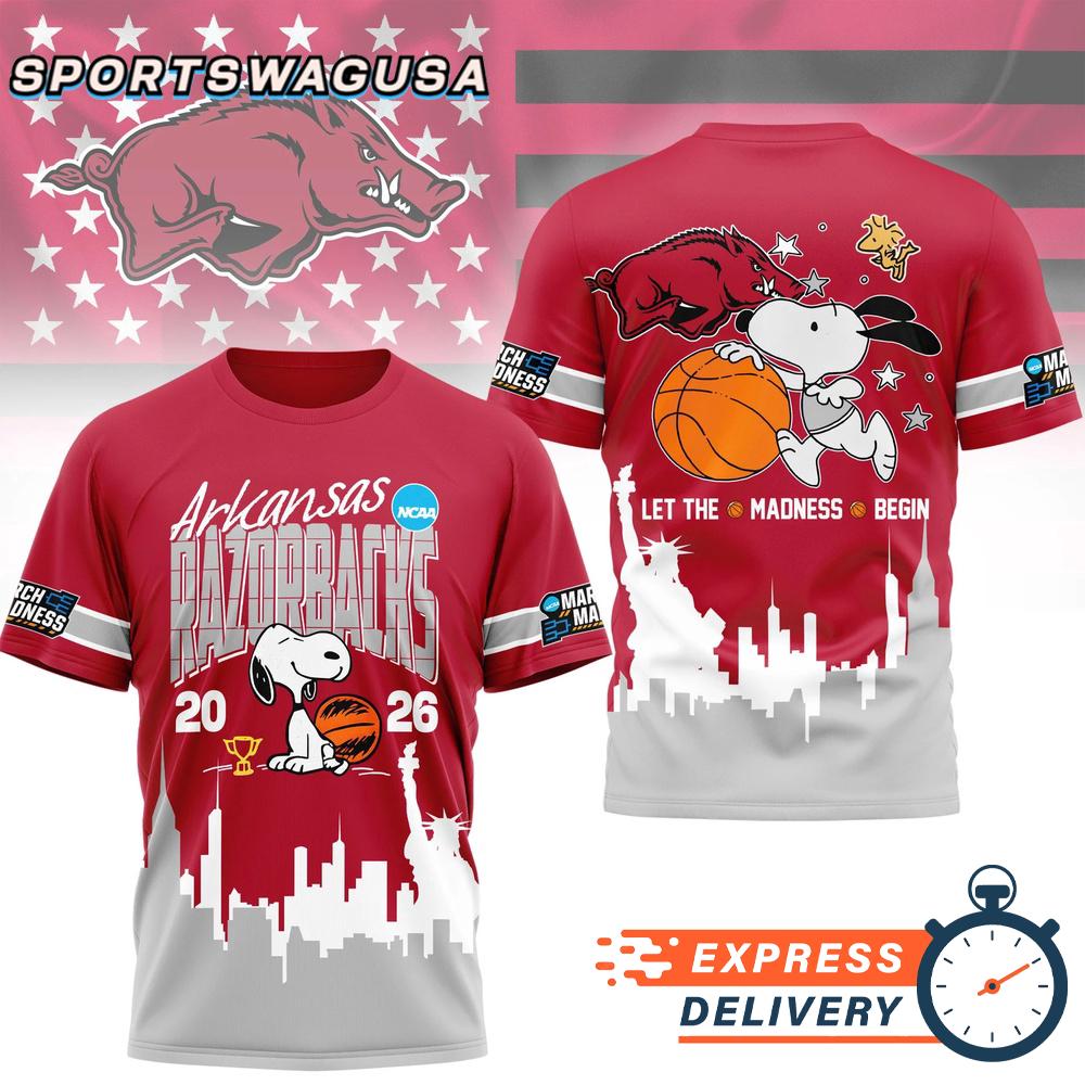 Arkansas Razorbacks Snoopy Basketball March Madness 2026 T-Shirt